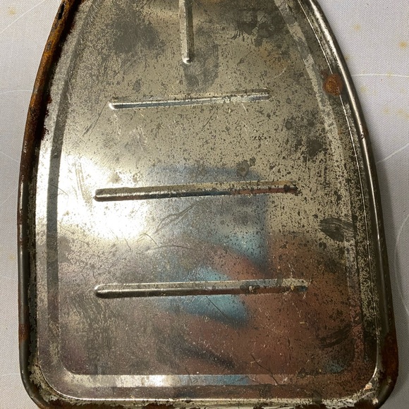 General Mills Truheat Iron - Picture 6 of 10